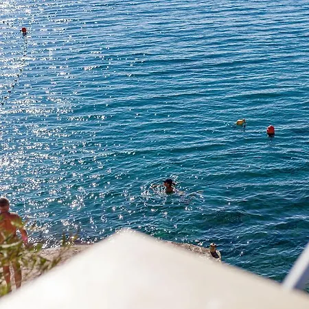 Nena 아파트 피사크