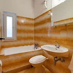 Nena Apartamento Pisak